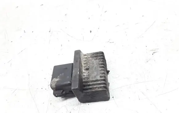 Renault Espace - Grand espace IV Glow plug pre-heat relay 7700115078