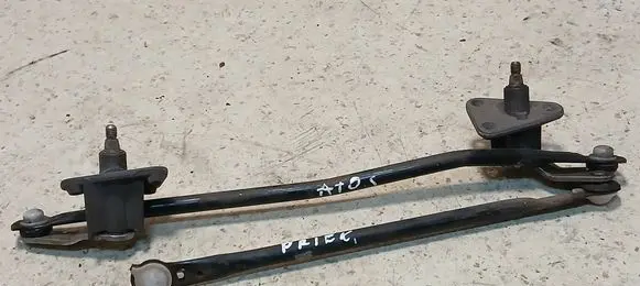 Front wiper linkage
