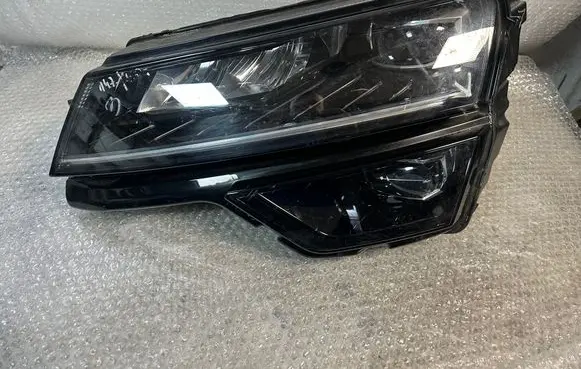 Skoda Karoq Headlight/headlamp 57B941015F 002051750