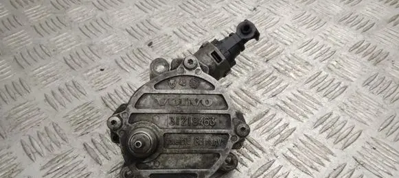 Volvo S60 Vacuum pump 31219463