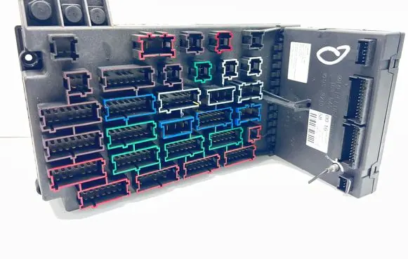 Mercedes-Benz ML W163 Fuse module 1635450016
