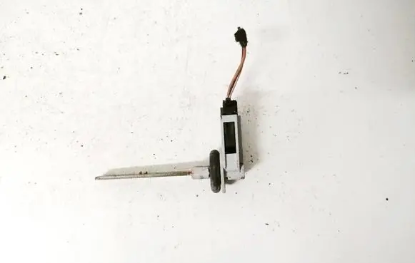Mercedes-Benz R W251 Interior temperature sensor a1638300272 7843-08b