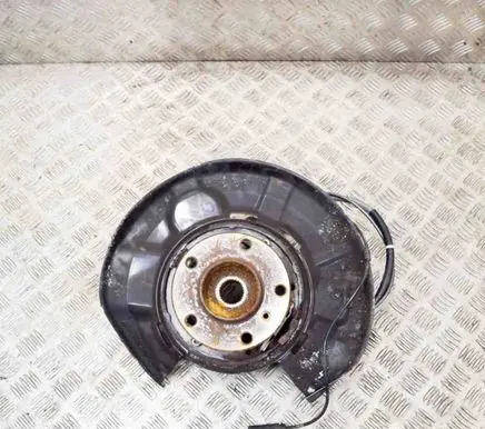 BMW 3 GT F34 Rear wheel hub
