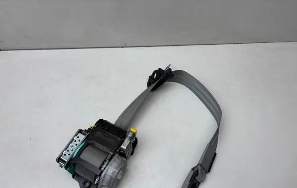 Audi A4 S4 B8 8K Front seatbelt 8K1857705AK