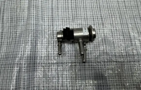 Volvo XC90 AdBlue injector 31452332