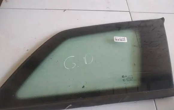 Opel Astra H Rear side window AS2