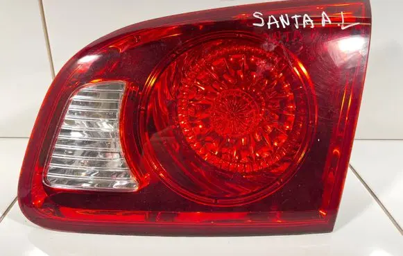 Hyundai Santa Fe Tailgate rear/tail lights 924062B000