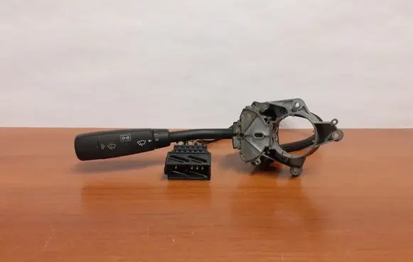 Mercedes-Benz E W210 Indicator stalk 6062 2105400144