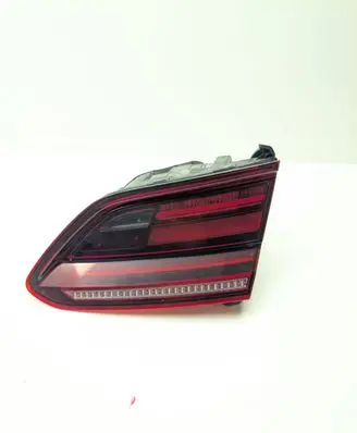 Volkswagen Arteon Tailgate rear/tail lights 3G8945308N 81730203