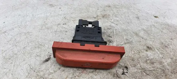 Nissan X-Trail T30 Hazard light switch 06016