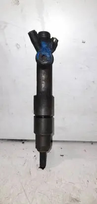 Audi A6 S6 C4 4A Fuel injector 046130201f