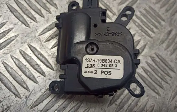 Ford Focus A/C air flow flap actuator/motor 1S7H-19B634-CA