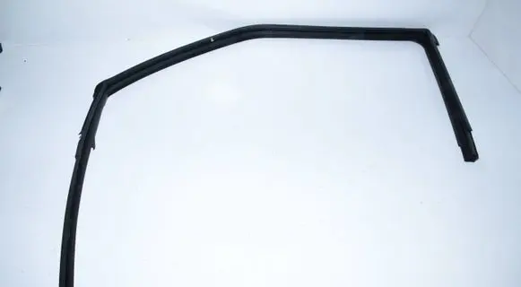 Nissan Juke I F15 Rubber seal front door window/glass 80331BA60A