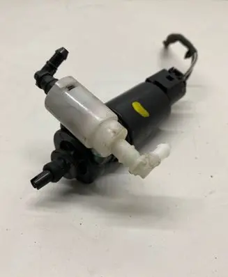 Mercedes-Benz ML W164 Windscreen/windshield washer pump 1006671