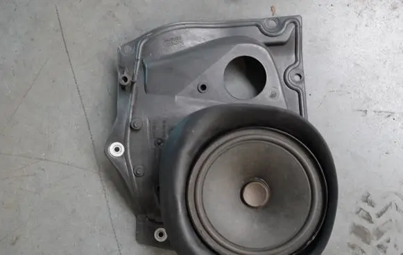 Volkswagen New Beetle Rear door speaker 1Y0035243H 1Y0035411N