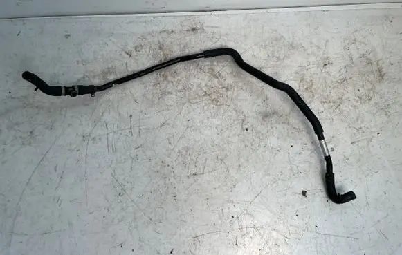 Mercedes-Benz CLS C218 X218 Engine coolant pipe/hose A2128309100