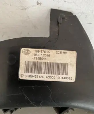 Porsche Macan (95B) Other trunk/boot trim element 95b945312d T95B044 00140592