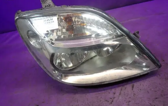Renault Scenic I Headlight/headlamp 89002383