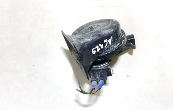 Volkswagen Golf IV Horn signal