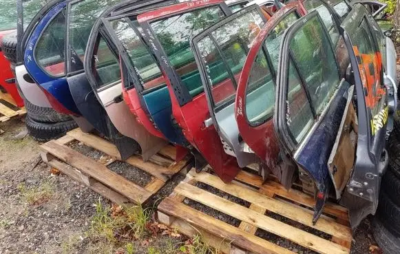 Seat Ibiza II (6k) Rear door