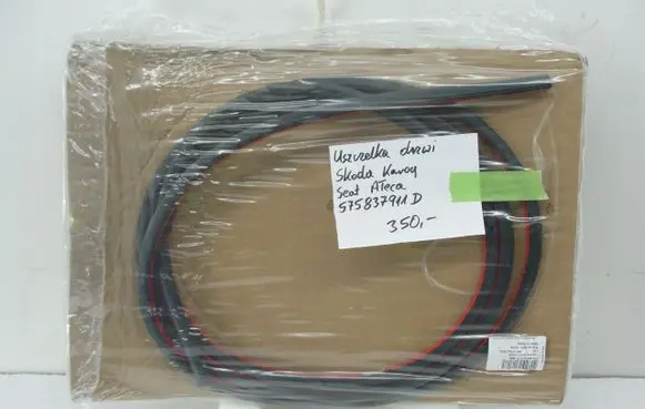 Skoda Karoq Rubber seal loading door 575837911D