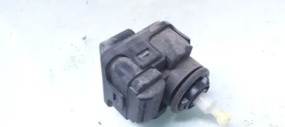 Skoda Octavia Mk1 (1U) Headlight level adjustment motor 1U0941295