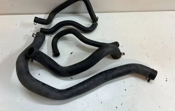 KIA Ceed Engine coolant pipe/hose