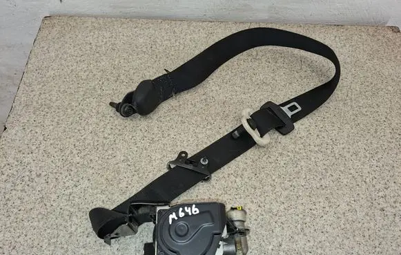 Ford S-MAX Front seatbelt EM2BR61295AE 16127 1097