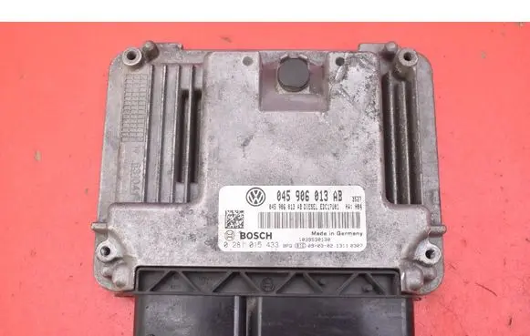 Seat Ibiza IV (6J,6P) Engine control unit/module ECU 045906013AB
