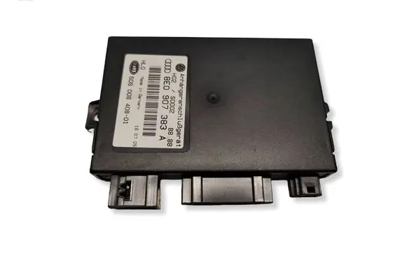 Volkswagen Touareg I Tow bar trailer control unit/module 8E0907383A S000288 5DS00840801