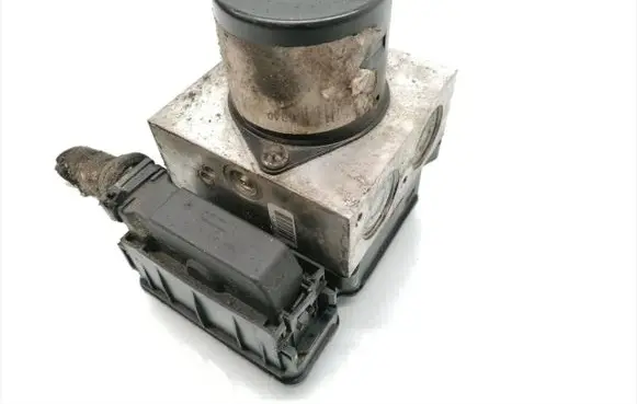 Opel Insignia A ABS Pump 13328651