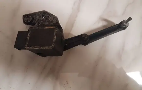 BMW 5 E60 E61 Front height sensor lever 11210110 3714675279101