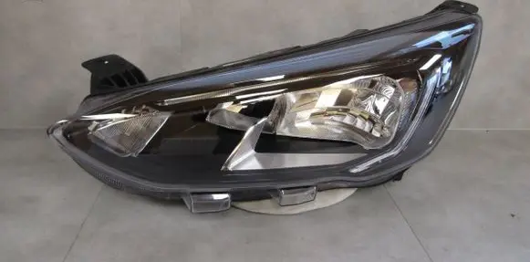 Ford Focus Headlight/headlamp MX7B13E015CD