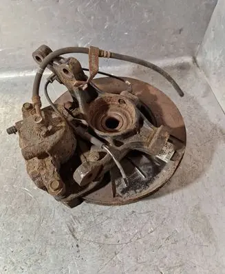 Hyundai i40 Front wheel hub spindle knuckle 517053Z100