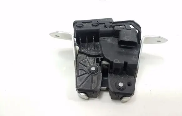 Loading door lock