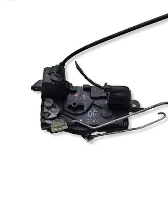 Opel Astra H Front door lock 13210748