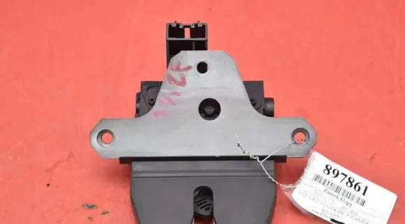 Tailgate/trunk/boot lock/catch/latch