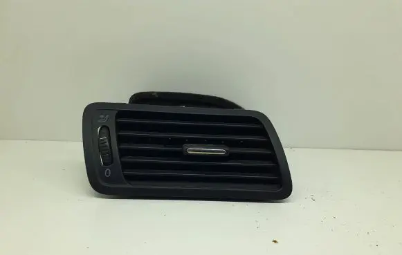 Volkswagen PASSAT B6 Dashboard side air vent grill/cover trim 3C1819702E
