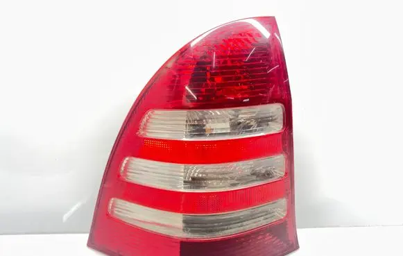 Mercedes-Benz C W203 Rear/tail lights 2038202364