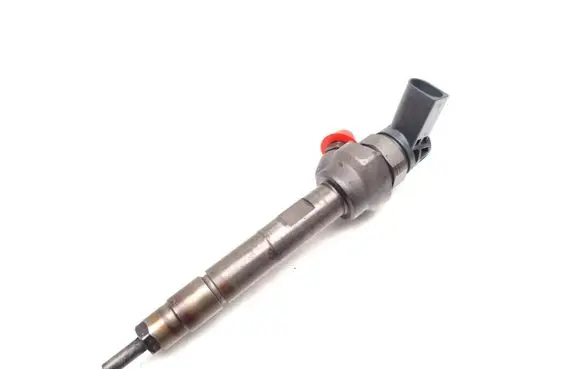 BMW 5 F10 F11 Fuel injector 7810702 0445110595