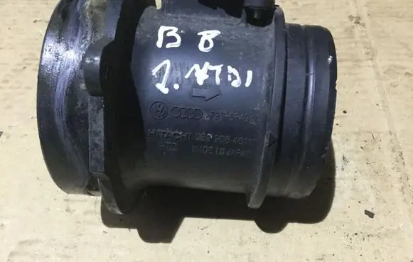 Audi A4 S4 B8 8K Mass air flow meter 059906461