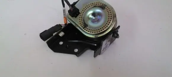 Ford Mustang VI Horn signal GR3T19N217AD