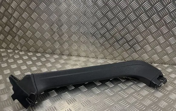 Audi Q8 Centre console side trim rear 4M8867608