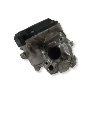 Mercedes-Benz E W212 EGR valve A6511400460 A2C53418577