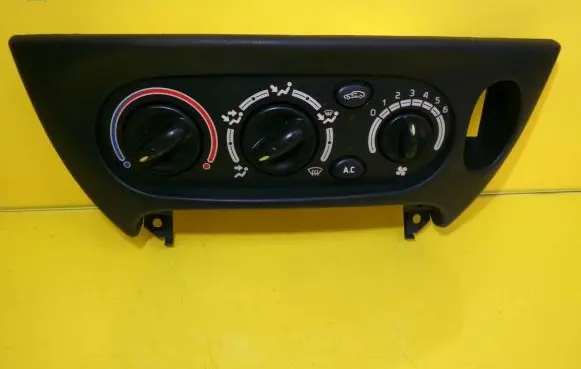 Renault Scenic I Climate control unit 658324B