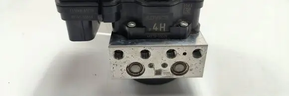 Lexus ES VII XZ10 ABS Pump 11304041710