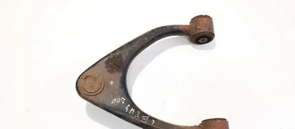 Lexus IS 200-300 Front lower control arm/wishbone