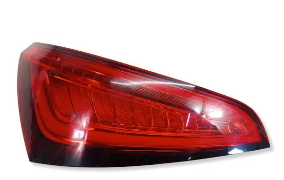 Audi Q5 SQ5 Rear/tail lights 8R0945093C AU416PAT2 21240101