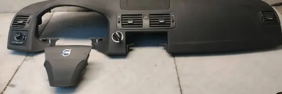 Volvo C70 Dashboard