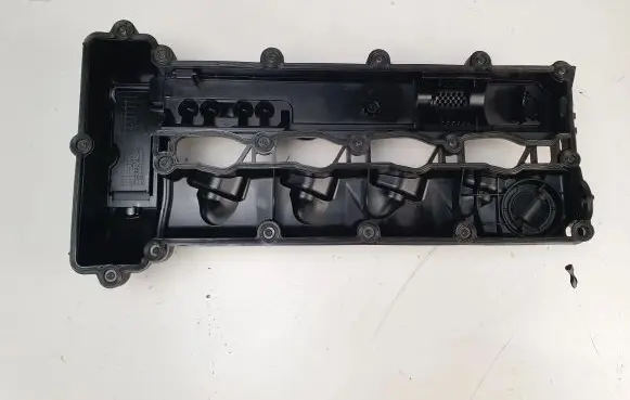 Mercedes-Benz E W212 Rocker cam cover 